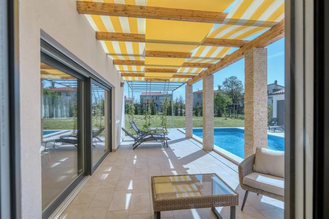 Villa Lemoar PUY 0*, 풀라 크로아티아